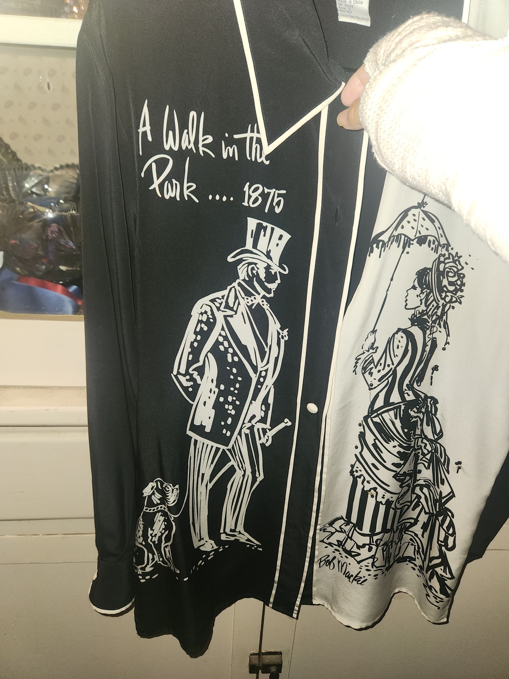 Bob Mackie Black & White Graphic Button-Up Shirt - Picture 2 of 6